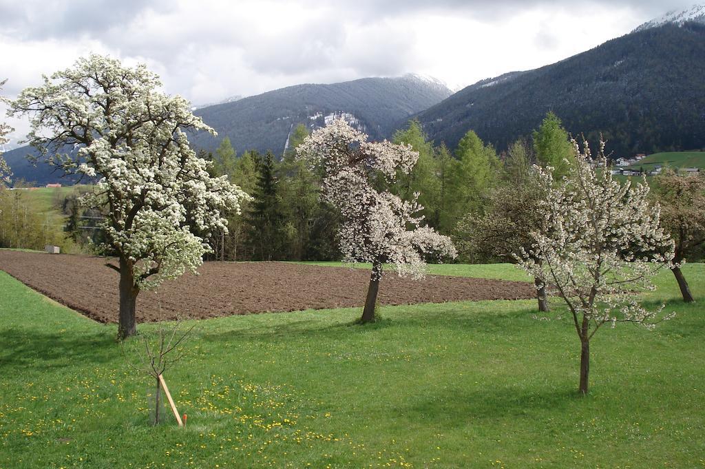 Ferienwohnungen Simon - Hauserhof Oberperfuss Exterior foto